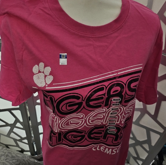 Clemson Tigers tshirt - Picture 3 of 3